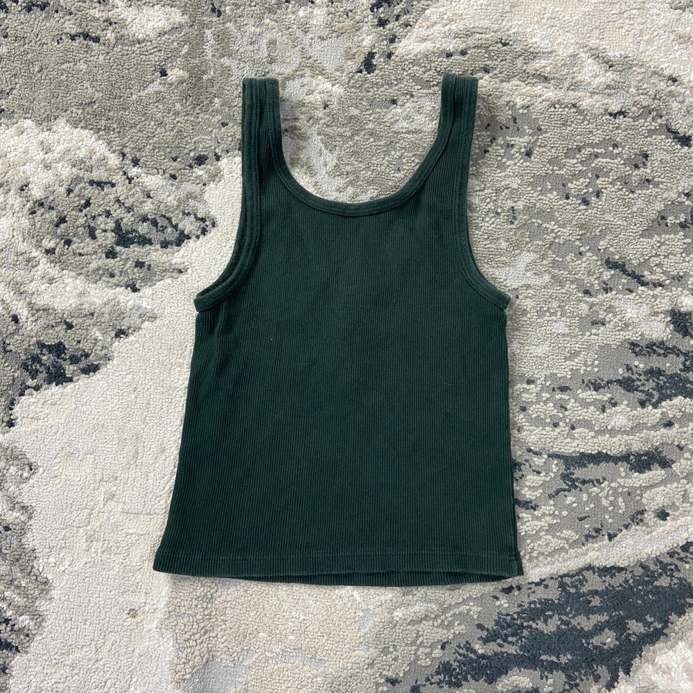 Brandy Melville Henley Cropped Tank Top Sz S Dark Green Knit Ribbed Scoop‎ Neck - Picture 2 of 5